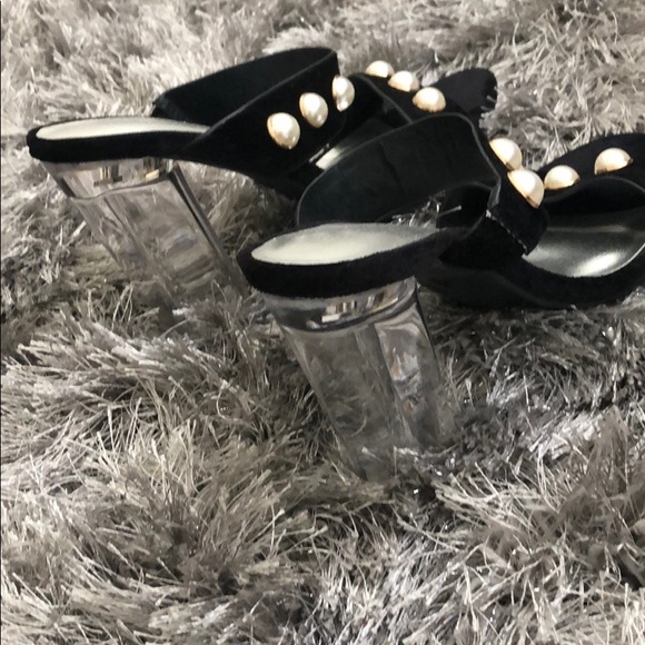 Black pearl chunky heels - Picture 2 of 2